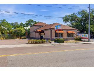 Property in Tampa, FL thumbnail 2