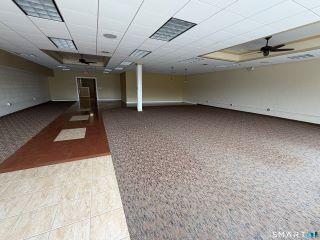 Property in Wallingford, CT thumbnail 1