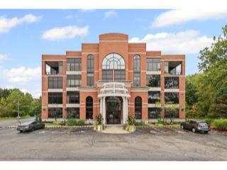 Property in Fairlawn, OH thumbnail 1