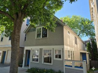 Property in Winthrop, MA 02152 thumbnail 1