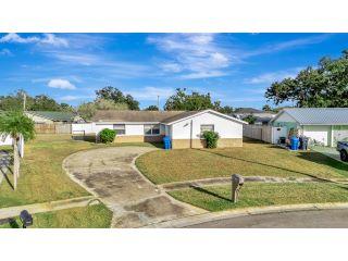 Property in Sarasota, FL thumbnail 2