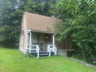 Property in Hawley, PA 18428 thumbnail 2