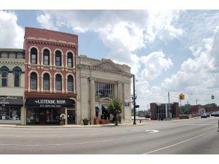 Property in Saginaw, MI thumbnail 6