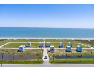 Property in Gilchrist, TX thumbnail 3