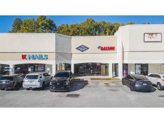 Property in Tampa, FL thumbnail 4