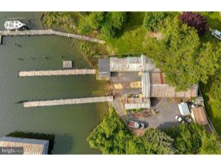 Property in Solomons, MD thumbnail 2