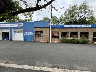 Property in Bardonia, NY thumbnail 2