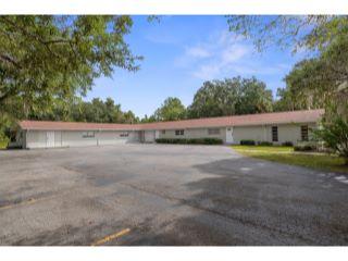Property in Inglis, FL thumbnail 2