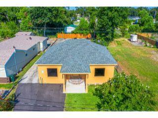 Property in Lake Charles, LA thumbnail 2