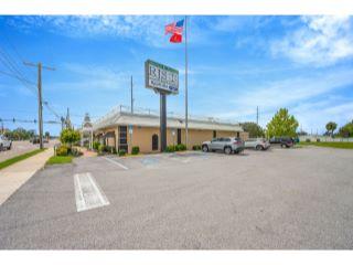 Property in Ruskin, FL 33570 thumbnail 0