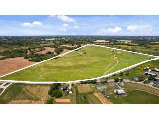 Property in Flemingsburg, KY thumbnail 3