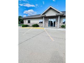 Property in Columbus, NE thumbnail 2