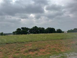 Property in Chickasha, OK thumbnail 3