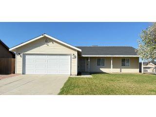 Property in Hanford, CA thumbnail 5