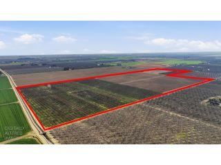 Property in Turlock, CA 95380 thumbnail 0