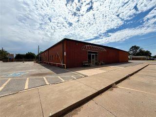 Property in Chickasha, OK 73018 thumbnail 2