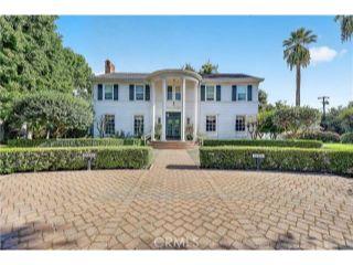 Property in Merc, CA thumbnail 5
