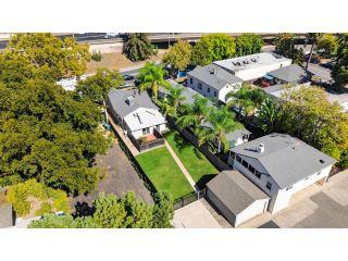 Property in Sacramento, CA 95818 thumbnail 2