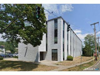 Property in Fairfield, CT thumbnail 4