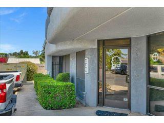 Property in Visalia, CA thumbnail 1