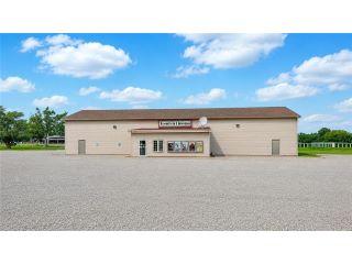 Property in Trenton, MO 64683 thumbnail 1