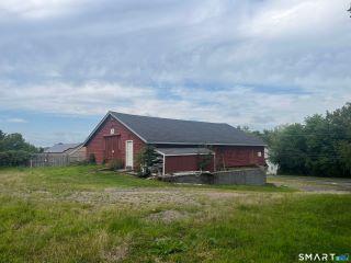 Property in Manchester, CT 06040 thumbnail 2