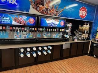 Property in Kissimmee, FL 34741 thumbnail 2