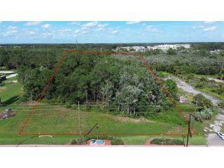 Property in Kissimmee, FL thumbnail 4