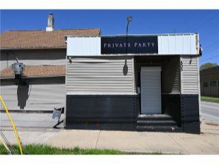 Property in Akron, OH 44305 thumbnail 1