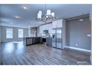 Property in West Hartford, CT 06119 thumbnail 2