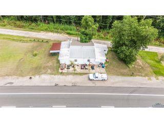 Property in Waskom, TX thumbnail 3