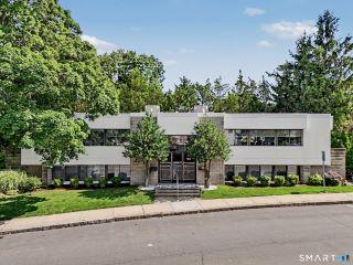 Property in New Canaan, CT thumbnail 5