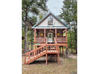 Property in Karnack, TX thumbnail 2