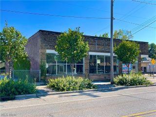 Property in Cleveland, OH thumbnail 5