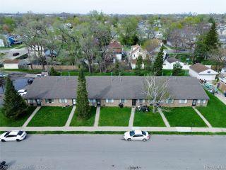 Property in Lincoln Park, MI thumbnail 2