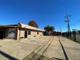 Property in Dallas, TX thumbnail 2