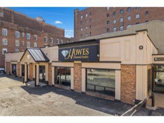 Property in La Crosse, WI 54601 thumbnail 2