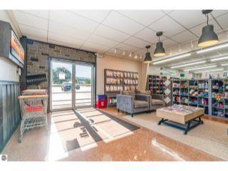 Property in Houghton Lake, MI 48629 thumbnail 2