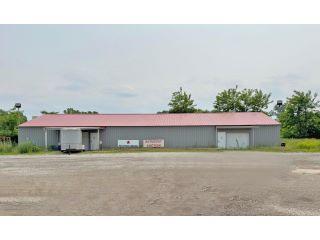 Property in Edwardsburg, MI thumbnail 3