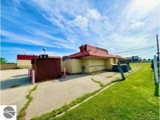 Property in Alma, MI 48801 thumbnail 1