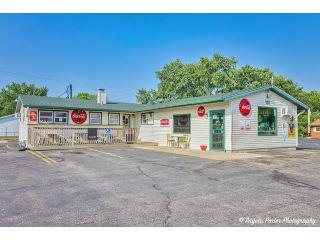 Property in Mchenry, IL 60050 thumbnail 0