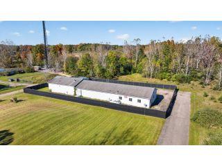 Property in Jackson, MI thumbnail 1