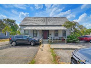 Property in Seguin, TX 78155 thumbnail 1