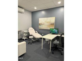 Property in Cary, NC thumbnail 3