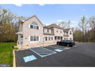 Property in Medford, NJ thumbnail 4