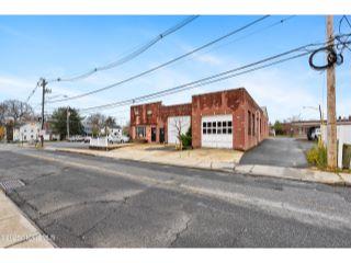 Property in Matawan, NJ 07747 thumbnail 2