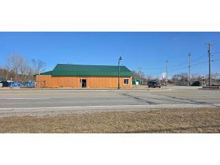 Property in Pinconning, MI thumbnail 3