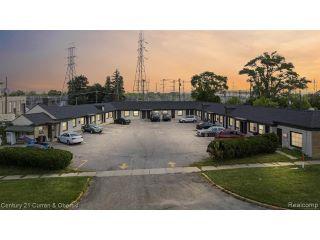 Property in Pontiac, MI thumbnail 6