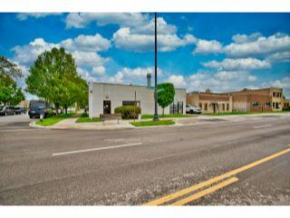 Property in Skokie, IL 60076 thumbnail 0