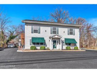 Property in Belford, NJ 07718 thumbnail 2